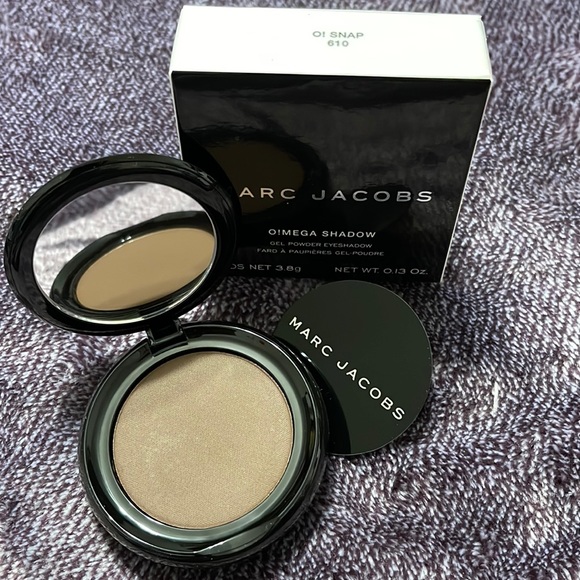 Marc Jacobs Other - Marc Jacobs O!Mega Shadow